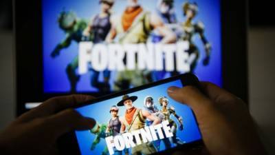 Apple drops popular video game Fortnite from App Store over direct payment plan - fox29.com - New York