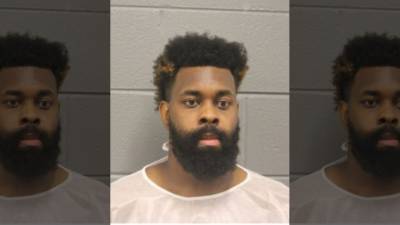 Man charged with aggravated battery after striking police officer with skateboard - fox29.com - city Chicago