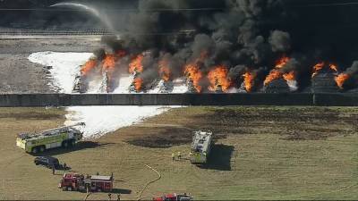 Grand Prairie plastics manufacturing plant fire contained, mostly extinguished - fox29.com - state Texas - county Prairie