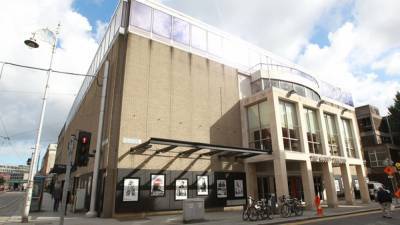 Theatre shows in doubt over virus restrictions - group - rte.ie - Ireland - city Dublin