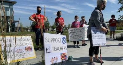 Nicole Stillger - Rallies across Alberta call for more school funding ahead of fall return - globalnews.ca