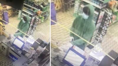 Armed man robs two 7-Eleven stores within 3 hours, officers say - clickorlando.com - county Osceola - city Orlando - county Mills