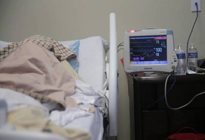 Florida reports spike in COVID-19 hospitalizations as testing numbers continue to drop - clickorlando.com - state Florida