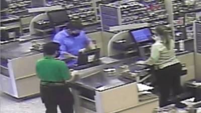 Lake Mary - Man and woman turn themselves in after elderly man is assaulted at Florida grocery store, police say - fox29.com - state Florida