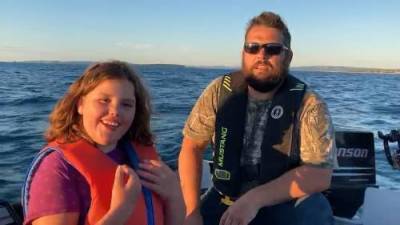Father, daughter talk about ‘mind-blowing’ experience seeing humpback whales breach water in Newfoundland - globalnews.ca