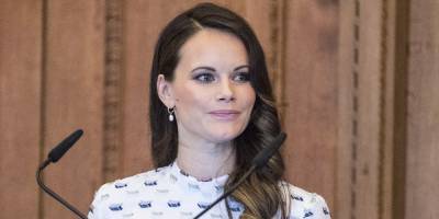 Carl Philip - Princess Sofia of Sweden Will Continue To Work at The Hospital After Volunteering Earlier Because of the Pandemic - justjared.com - Sweden - city Stockholm - city Sofia, Sweden
