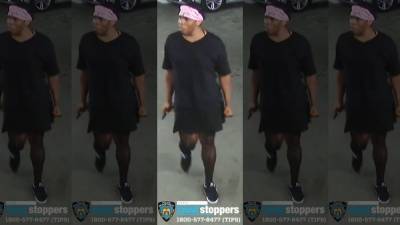 Police hunt suspect in black dress, pink bandana who stabbed man in parking garage - fox29.com - New York