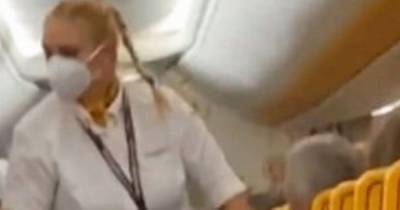 Ryanair coronavirus scare: What really happened when passenger was dragged off jet - mirror.co.uk - Italy