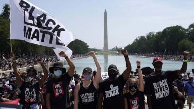 Drew Angerer - Lincoln Memorial - Martin Luther - Thousands gather at March on Washington commemorations amid revived racial tensions - fox29.com - Usa - Washington - city Washington, area District Of Columbia - area District Of Columbia - state Wisconsin - Lincoln
