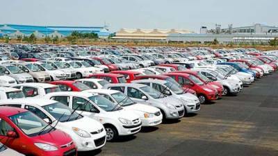 Auto sector may continue to come under covid pressure amid curbs - livemint.com - India