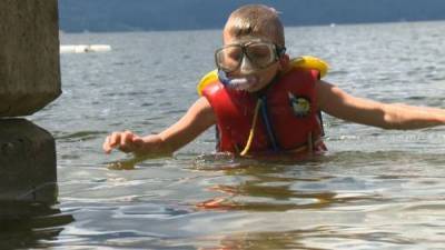 Salmon Arm kids save child from drowning at B.C.’s Shuswap Lake - globalnews.ca