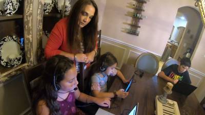 Coronavirus: Parents form ‘pandemic pods’ to teach kids - clickorlando.com - Washington