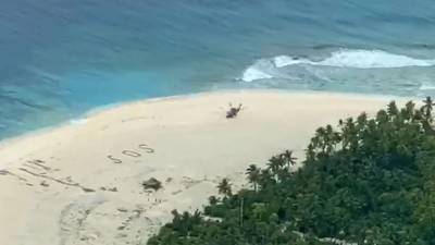 3 men rescued from Pacific island after writing SOS in sand - fox29.com - Australia - New Zealand - Guam - city Wellington, New Zealand - Micronesia