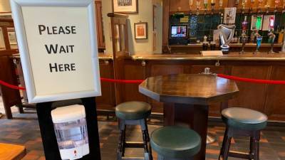 Leo Varadkar - Vintners accuse Govt of abandoning smaller pubs as reopening delayed - rte.ie - Ireland