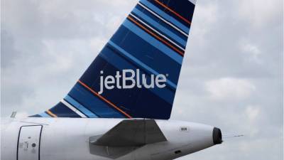 JetBlue says it will continue to block middle seats through mid-October as COVID-19 precaution - fox29.com - New York