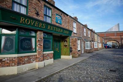 Coronation Street fans slam soap and say they’re ‘sick of over the top’ coronavirus references and threaten to turn off - thesun.co.uk