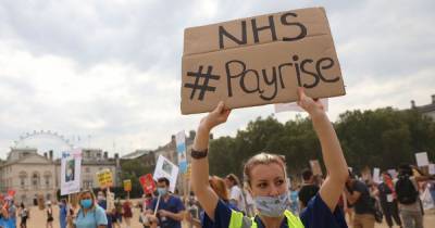 Hundreds of NHS staff march to demand pay rise after coronavirus pandemic - mirror.co.uk
