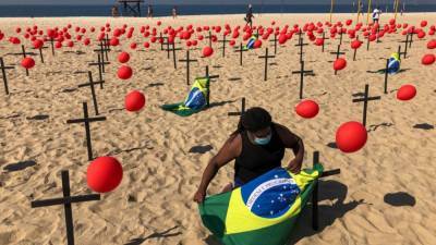 Jair Bolsonaro - Brazil reaches grim milestone - 100,000 deaths from COVID-19 - fox29.com - Russia - Brazil