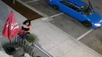 Woman caught on camera stealing flowers multiple times from outside B.C. business - globalnews.ca - Afghanistan