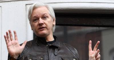 Julian Assange - Vanessa Baraitser - Julian Assange extradition hearing postponed over fears lawyer exposed to Covid-19 - mirror.co.uk - Usa - city London