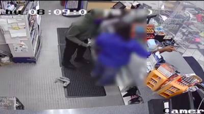 Gas station employee thwarts attempted robbery after refusing to give suspect money - fox29.com