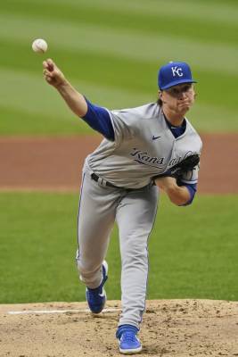 Royals rookie Singer holds Indians without hit for 7 innings - clickorlando.com - India - county White - county Cleveland - city Kansas City - city Chicago, county White