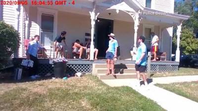 Coronavirus: Police in Ohio shut down house party after host claims ‘they all’ have COVID-19 - globalnews.ca - state Ohio