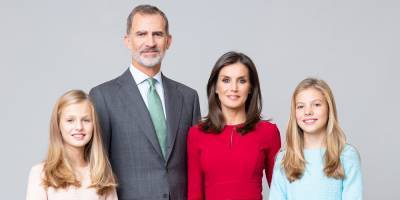 Felipe - Spain’s Princess Leonor & Sofia To Be Quarantined After Classmate Tests Positive for Coronavirus - justjared.com - Spain