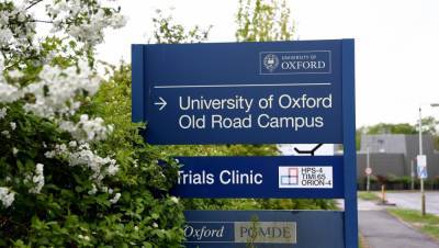 Patrick Vallance - Oxford and AstraZeneca resume trials on Covid vaccine - rte.ie - Britain - county Oxford