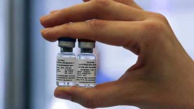 Mikhail Murashko - Covid-19 vaccine to be delivered to all Russian regions on 14 Sept: Official - livemint.com - Russia