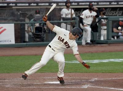 Giants Alex Dickerson cleared to play after positive test - clickorlando.com - San Francisco - county San Diego - city San Francisco