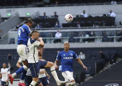 Harry Kane - James Rodriguez - Mourinho woe, Ancelotti joy: Everton opens with win at Spurs - clickorlando.com