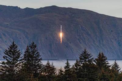 Must watch: Family sees rocket explode over Alaska and their reaction is adorable - clickorlando.com - state Alaska