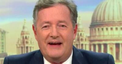 Susanna Reid - Piers Morgan - GMB's Piers and Susanna find clever way to sit beside each other despite Covid-19 rules - dailystar.co.uk - Britain