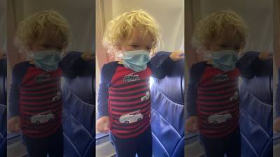 Mom asked to leave Southwest flight with son, 2, because he wasn't wearing a mask, she says - fox29.com - state Florida - city Chicago