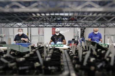 US industrial production growth slows, up 0.4% in August - clickorlando.com - Usa - Washington