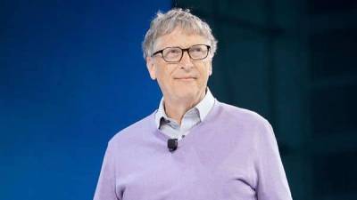 Bill Gates - COVID-19 vaccine: Bill Gates thinks one vaccine may be ready by year-end - livemint.com - Usa