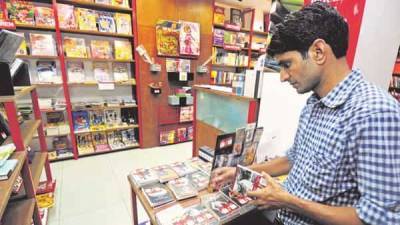 Pandemic a boon for books, bane for bookstores - livemint.com - India - city Delhi