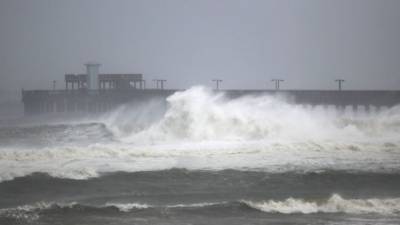 Hurricane Sally makes landfall near Gulf Shores, Ala. at Category 2 strength - fox29.com - state Florida - county Island - state Mississippi - state Alabama - county Dauphin - city Pensacola