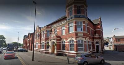 Salford Wetherspoons staff self-isolating after employee tests positive for coronavirus - manchestereveningnews.co.uk