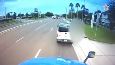 Video: Man in pickup truck tries to lure girl at bus stop, deputies say - clickorlando.com - state Florida - county Orange