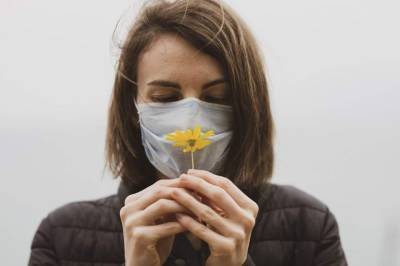 Still without your sense of smell, post-COVID? This unique therapy might make all the difference - clickorlando.com