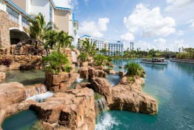 1,291 more workers at Universal Orlando hotels facing layoffs or temporary layoffs - clickorlando.com - state Florida - county Orange