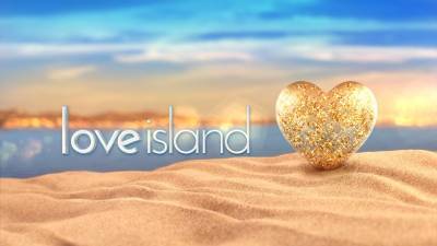 Love Island star tests positive for coronavirus - heatworld.com - Greece