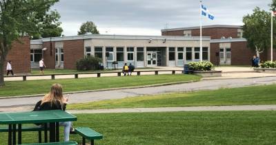 Coronavirus: Two staff members at Cité-des-Jeunes high school in Vaudreuil in isolation - globalnews.ca - Britain