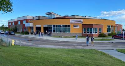 ‘It’s a nervous energy’: Edmonton students head back to school amid COVID-19 pandemic - globalnews.ca
