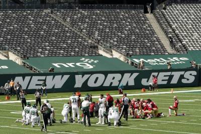 Kyle Shanahan - Troy Vincent - Jimmy Garoppolo - 49ers complain about playing surface at MetLife Stadium - clickorlando.com - New York - San Francisco