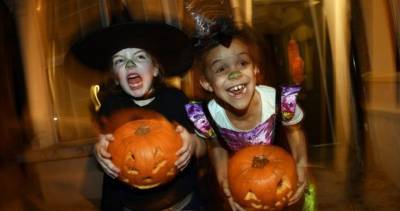 Avoid trick-or-treating due to coronavirus this Halloween, CDC says - globalnews.ca - Usa - Canada