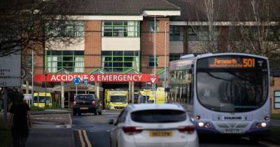 Andy Ennis - Four Covid-19 patients in critical condition at Royal Bolton Hospital as admissions rise rapidly - manchestereveningnews.co.uk
