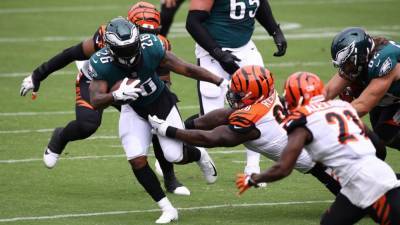 Carson Wentz - Miles Sander - Eagles late rally against Bengals ends in tie, 23-23 - fox29.com - state Pennsylvania - city Sander - county Eagle - Philadelphia, state Pennsylvania - city Philadelphia, county Eagle
